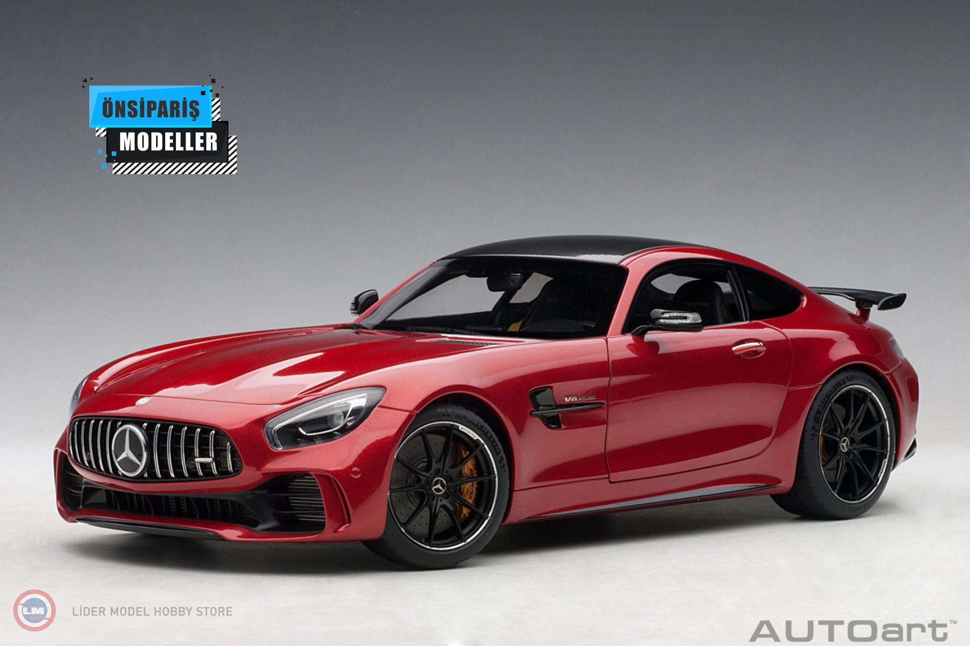 Autoart - 1:18 Mercedes Benz AMG GT R (Designo Cardinal Red