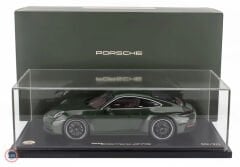 1:18 Spark 2024 Porsche 911 Carrera GTS Cuarenta Edition (992.2) - Quercusverde