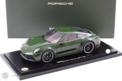 1:18 Spark 2024 Porsche 911 Carrera GTS Cuarenta Edition (992.2) - Quercusverde
