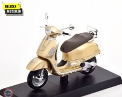 1:18 Atlas 2017 Vespa GTS 300