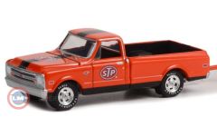 1:64 1968 Chevrolet C-10 STP with Bed Cover and STP Tandem Car Trailer