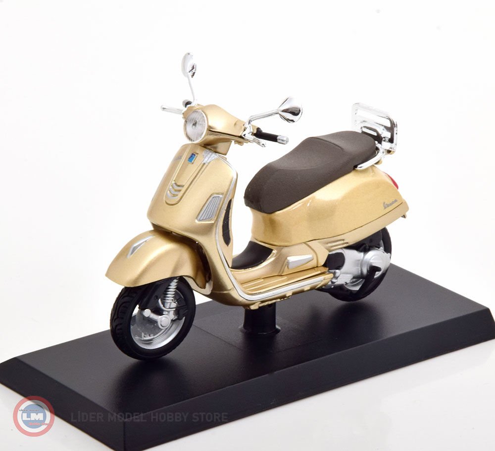 1:18 Atlas 2017 Vespa GTS 300