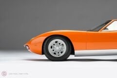 1:18 1971 LAMBORGHINI MIURA P400 SV