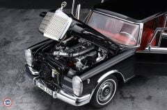 1:18 CMC 1966 Mercedes Benz 600 Pullman W100
