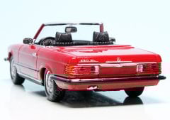 1:43 1974 Mercedes-Benz 350 SL W107
