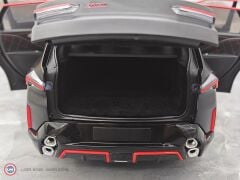 1:18 Minichamps 2023 BMW XM Black Red