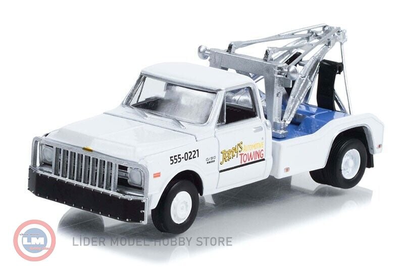 1:64 1969 Chevrolet C-30 Dually Wrecker