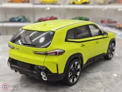 1:18 Minichamps 2023 BMW XM Yellow