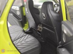 1:18 Minichamps 2023 BMW XM Yellow