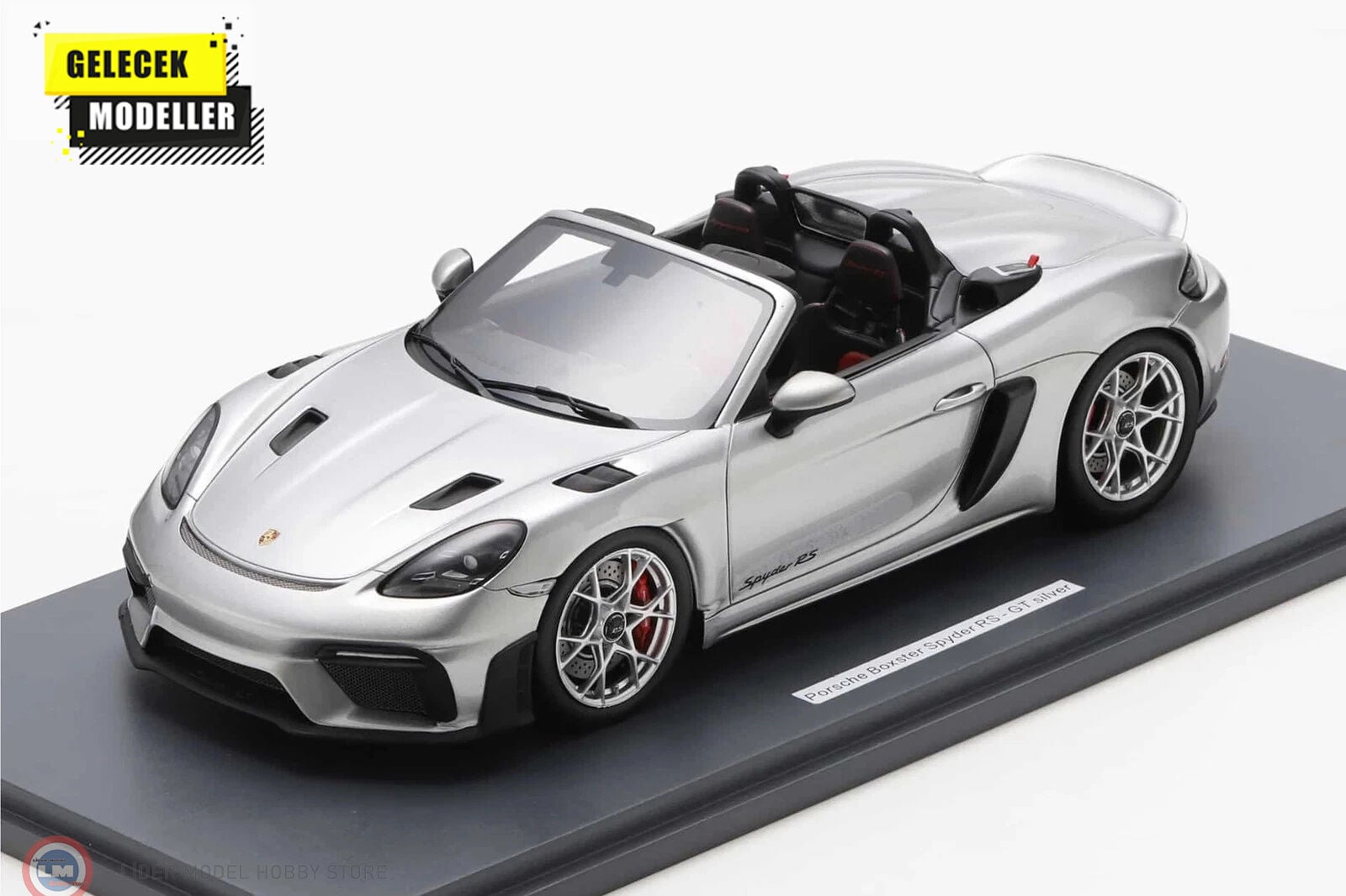 1:18 Schuco 2023 Porsche Spyder RS - GT silver