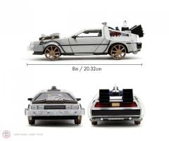1:24 DeLorean Time Machine (Back to the Future 3)