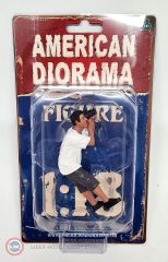 1:18 American Diorama '' Weekend Car Show '' Figür IV 38212