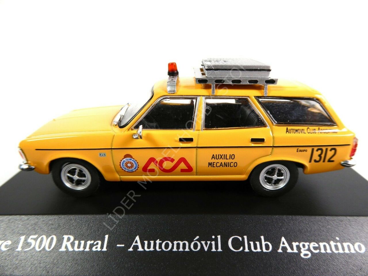 1:43 1978 Dodge 1500 Rural Automovil Club Argentino