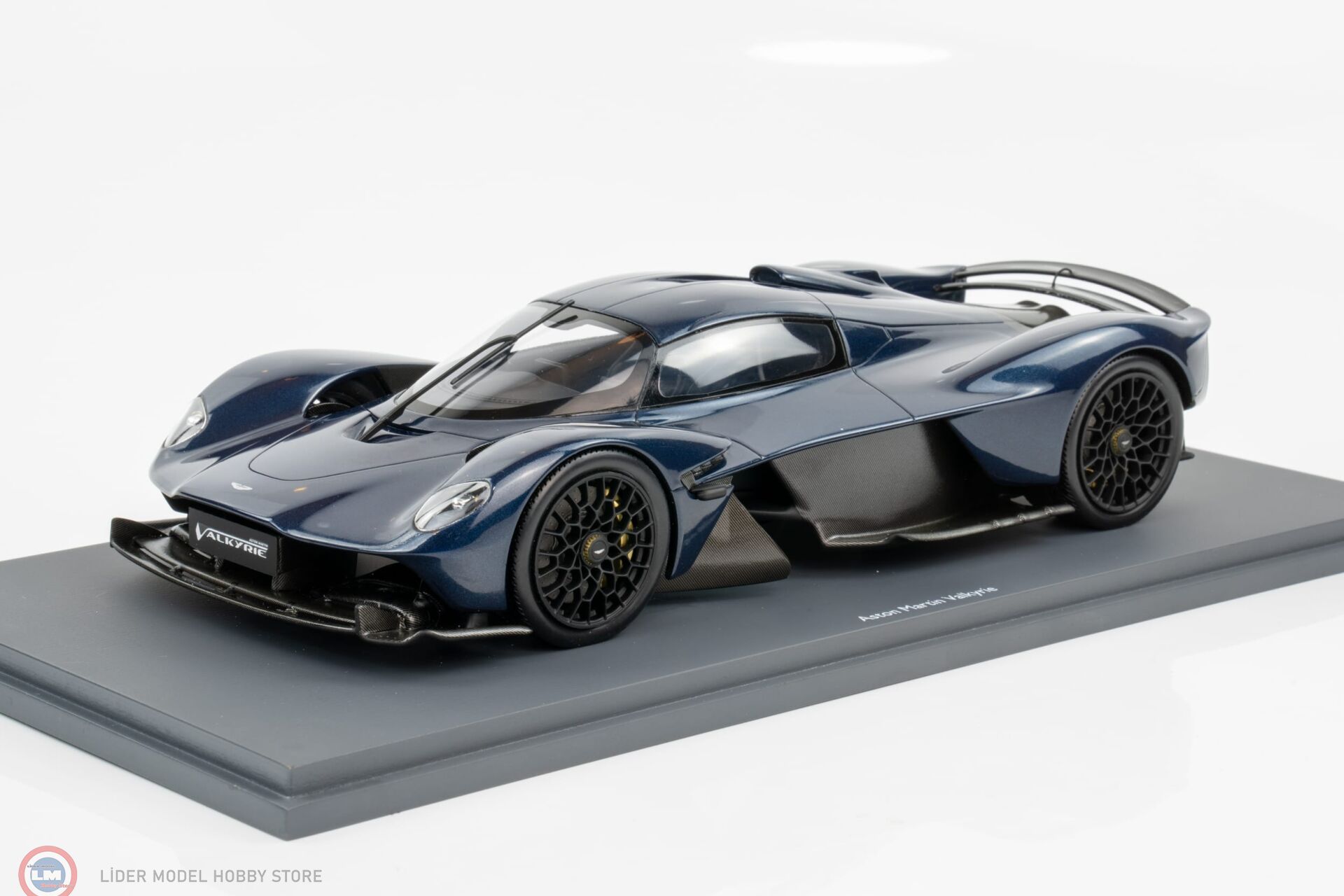 1:18 Schuco 2021 Aston Martin Valkyrie