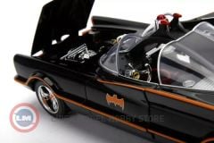 1:18 Jada 1966 Batmobile Classic TV Series 1966 - with Batman & Robin figure