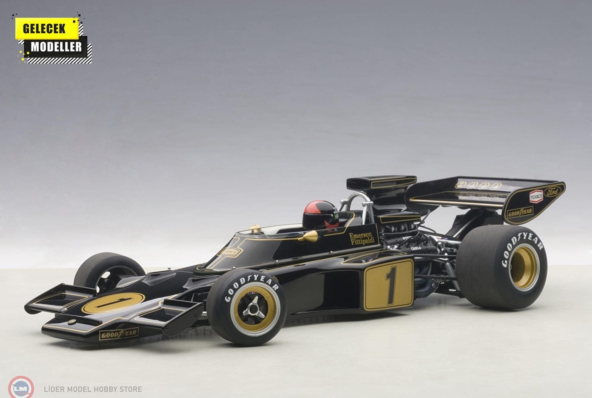 1:18 Autoart 1973 Lotus 72E #1 E.Fittipaldi Figürlü (with driver figurine)