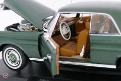 1:18 1969 Mercedes Benz 250 SE Coupe W111