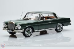 1:18 1969 Mercedes Benz 250 SE Coupe W111