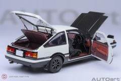 1:18 Toyota Sprinter Trueno (AE86)  ''INITIAL D'' PROJECT D FINAL VERSION