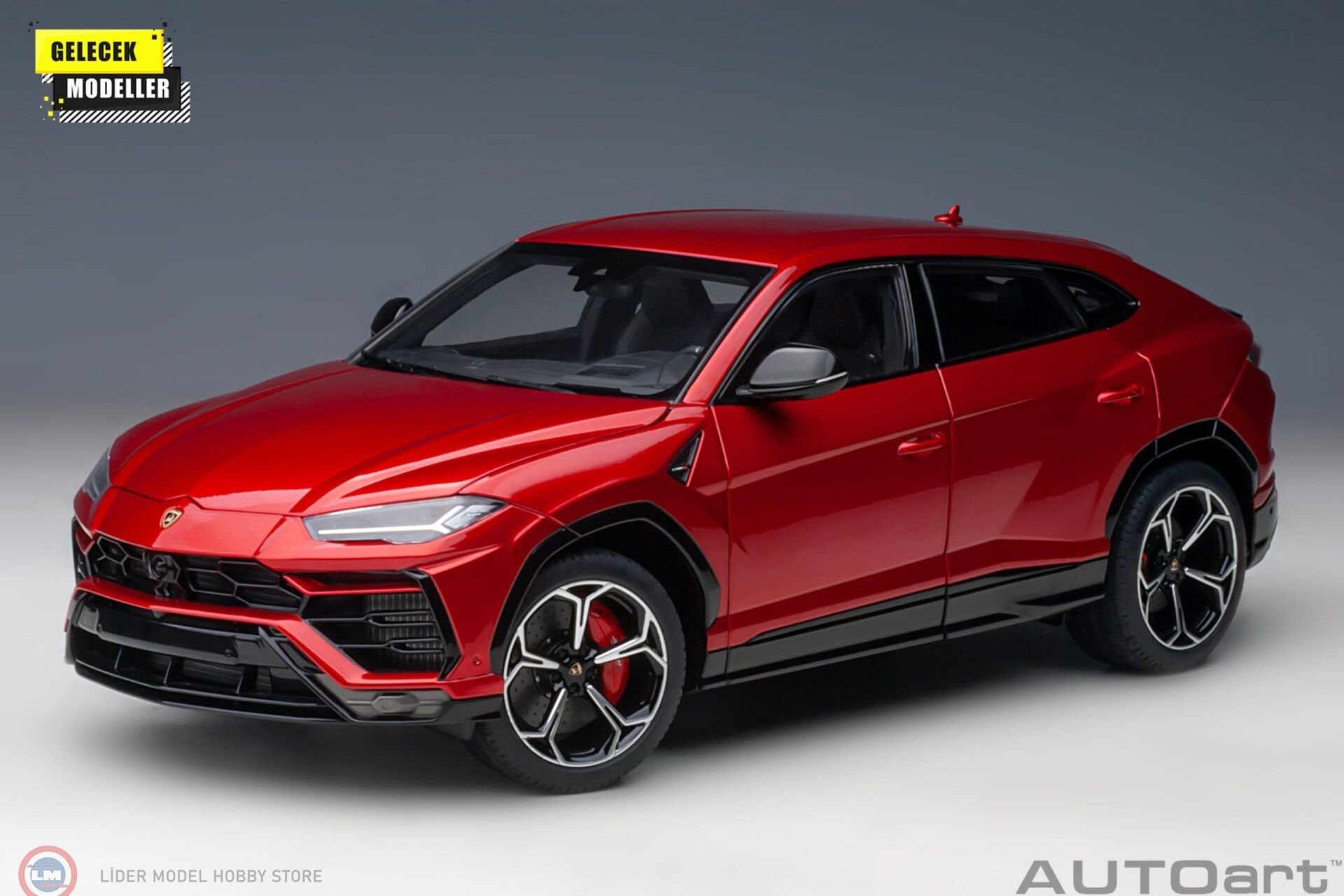 1:18 Autoart 2018 Lamborghini Urus (Rosso Efesto)