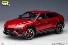 1:18 Autoart 2018 Lamborghini Urus (Rosso Efesto)