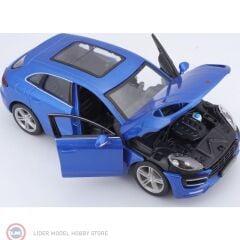 1:24 Burago 2013 Porsche Macan
