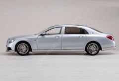 1:18 2018 Mercedes Benz Brabus 900 Maybach S Class