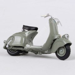 1:18 1946 Vespa 98