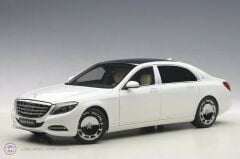 1:18 2015 Mercedes Benz Maybach S Class (S600) SWB