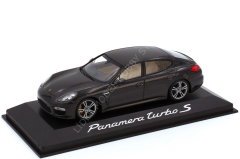 1:43 2013 Porsche Panamera Turbo S