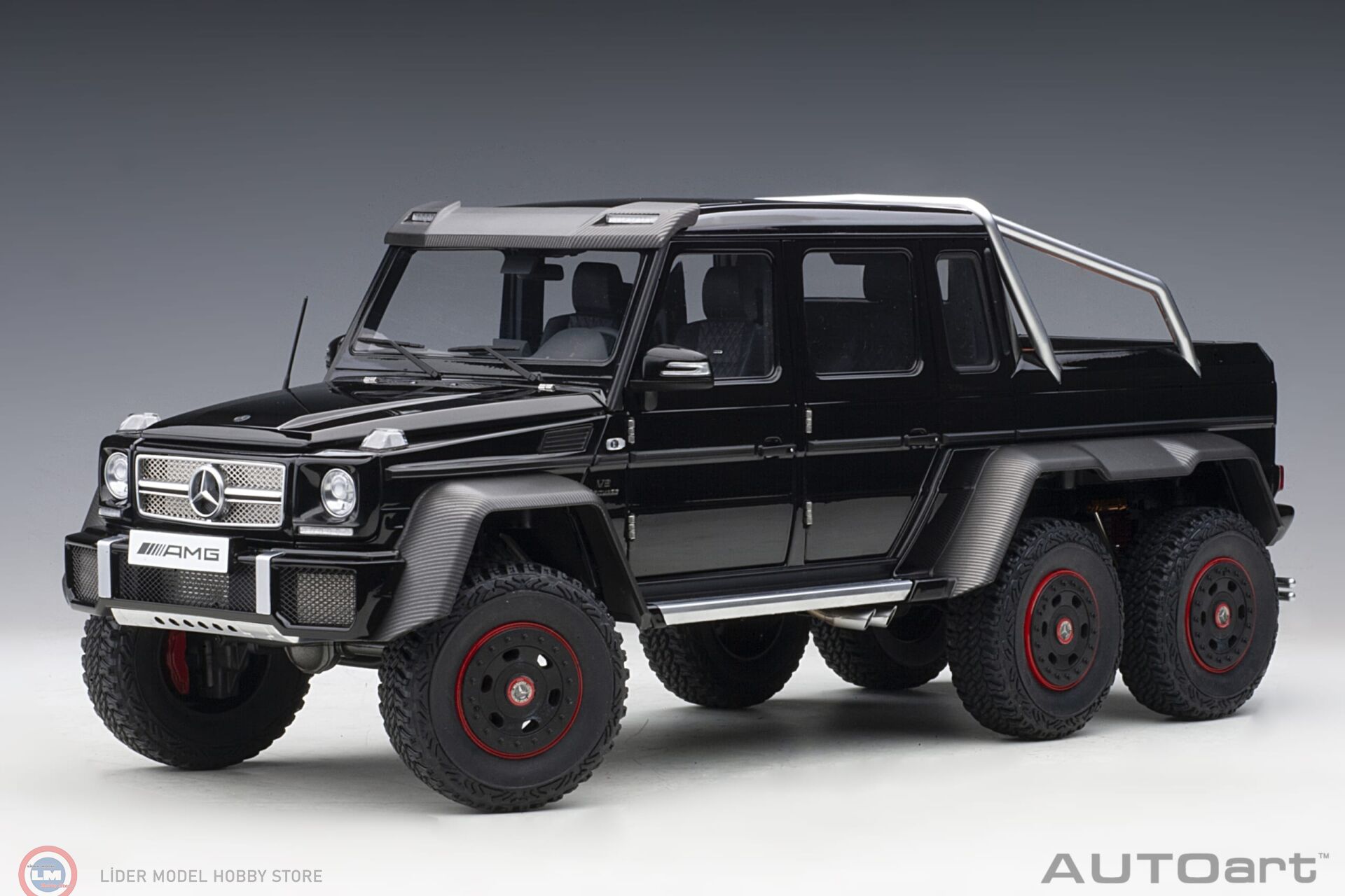 1:18 Autoart 2013 Mercedes Benz G63 AMG 6x6