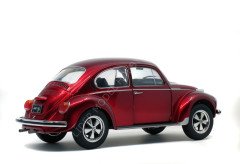 1:18 1974 Volkswagen Beetle 1303 Sport