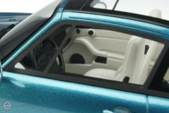 1:18 1995 Porsche 911 (993) Targa