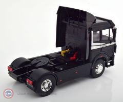1:18 1994 Mercedes Benz SK II