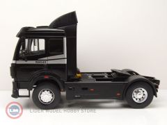 1:18 1994 Mercedes Benz SK II