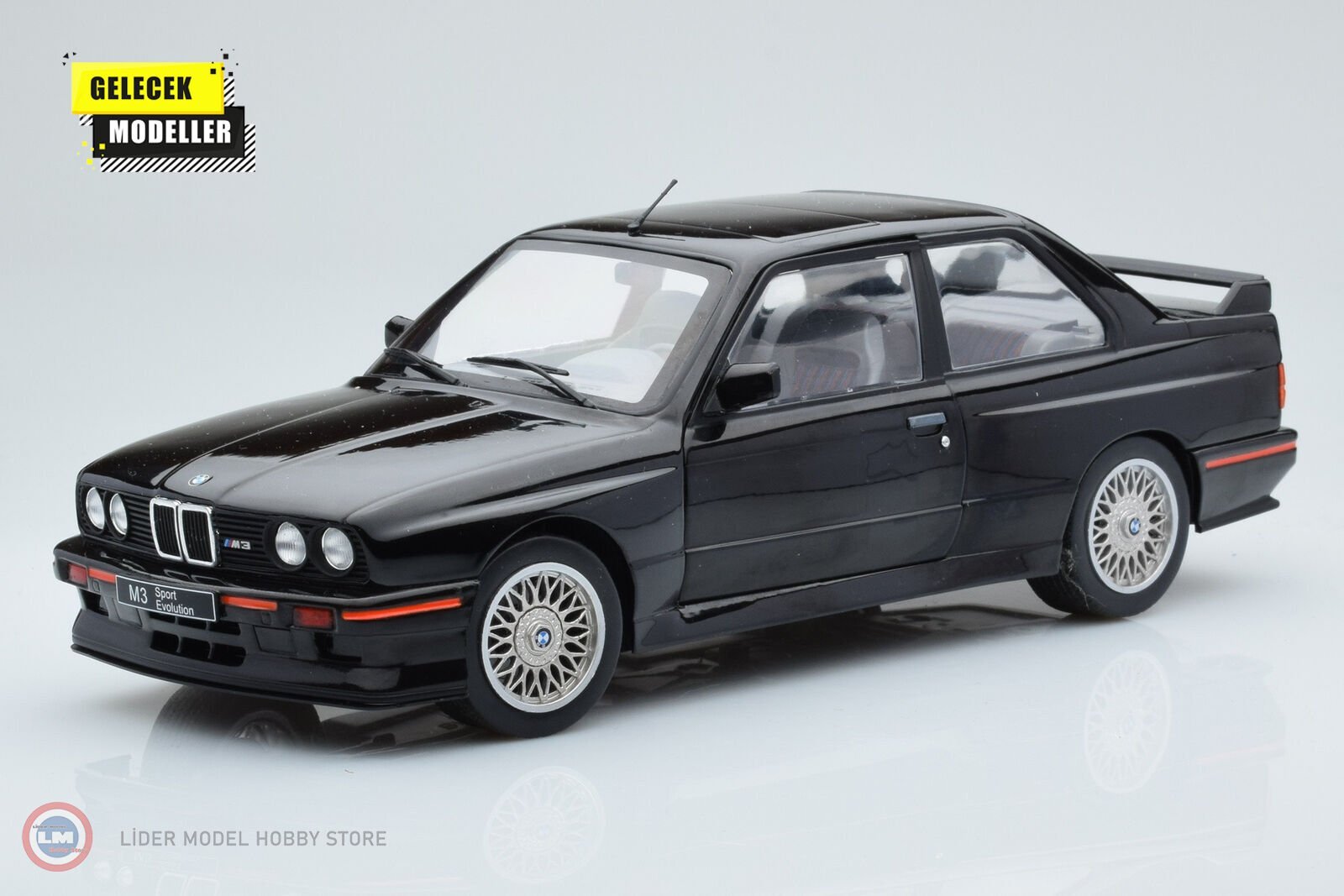 1:18 Solido 1990 BMW M3 Sport Evo (E30)