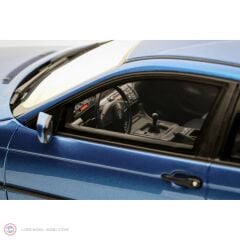 1:18 2002 BMW E46 318 ti Compact Estoril Blue