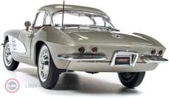 1:18 AutoWorld 1961 Chevrolet Corvette Coupe