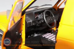 1:18 1982 Volkswagen Caddy