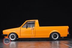 1:18 1982 Volkswagen Caddy