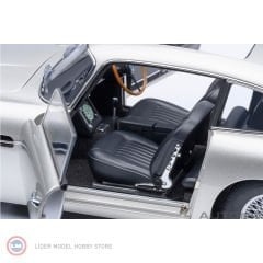 1:18 Autoart Aston Martin DB5 Goldfinger With Weapons