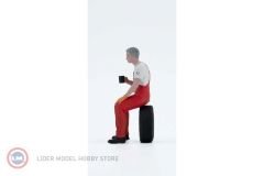 1:18 18005 Atlantic Diorama Nick
