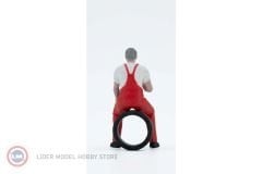 1:18 18005 Atlantic Diorama Nick