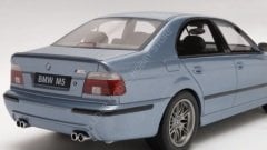 1:18 2002 BMW M5 E39