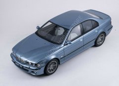1:18 2002 BMW M5 E39