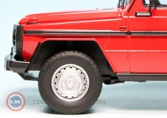 1:18 Minichamps 1980 Mercedes Benz G Model Short W460