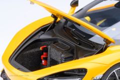 1:18 Autoart 2017 McLaren 720S Volcano Yellow