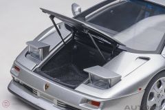 1:18 Lamborghini Diablo SE JOTA (Titanio)