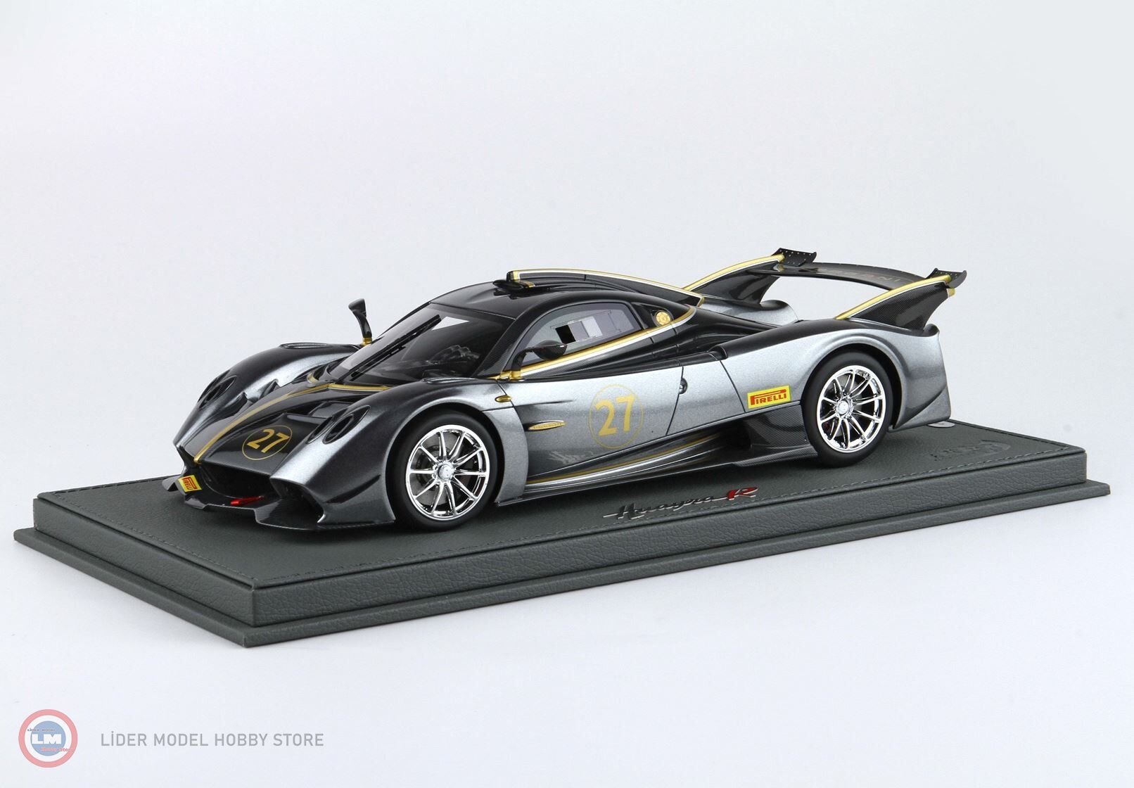 1:18 BBR 2021 Pagani HUAYRA R N 27 - WITH SHOWCASE