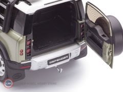 1:18 2020 Land Rover Defender 110 Roof Pack